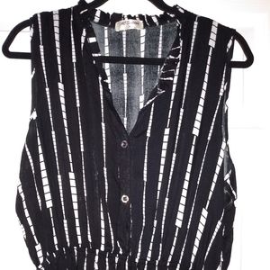 Sleeveless Black and white Dress